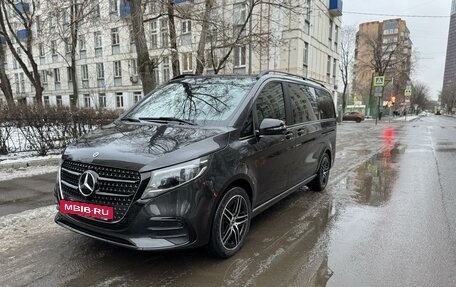 Mercedes-Benz V-Класс, 2024 год, 15 200 000 рублей, 2 фотография