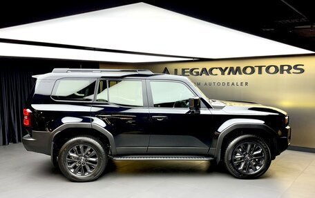 Toyota Land Cruiser Prado, 2024 год, 11 950 000 рублей, 4 фотография