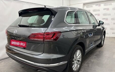 Volkswagen Touareg III, 2019 год, 5 370 000 рублей, 7 фотография