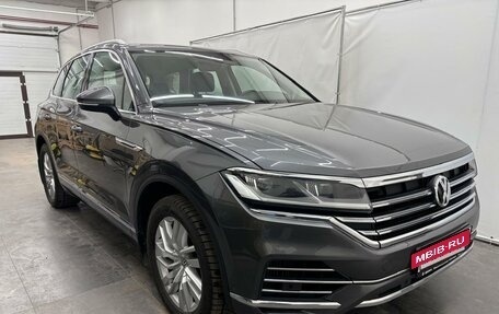 Volkswagen Touareg III, 2019 год, 5 370 000 рублей, 3 фотография