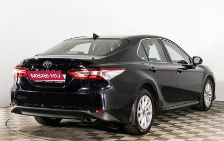 Toyota Camry, 2021 год, 3 589 000 рублей, 5 фотография