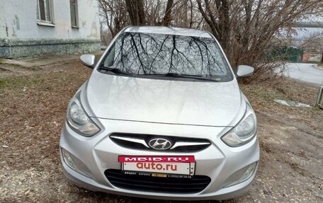 Hyundai Solaris II рестайлинг, 2012 год, 960 000 рублей, 6 фотография