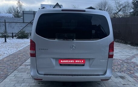 Mercedes-Benz V-Класс, 2019 год, 4 550 000 рублей, 4 фотография