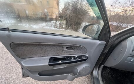 KIA Rio II, 2005 год, 200 000 рублей, 9 фотография