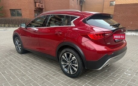 Infiniti QX30, 2017 год, 2 899 000 рублей, 4 фотография