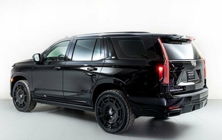 Cadillac Escalade V, 2022 год, 16 000 000 рублей, 6 фотография