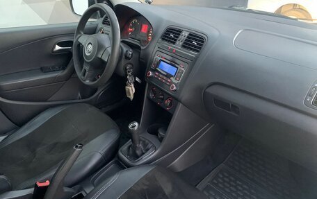 Volkswagen Polo VI (EU Market), 2011 год, 499 000 рублей, 8 фотография