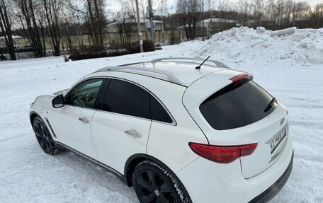 Infiniti FX II, 2011 год, 2 400 000 рублей, 3 фотография