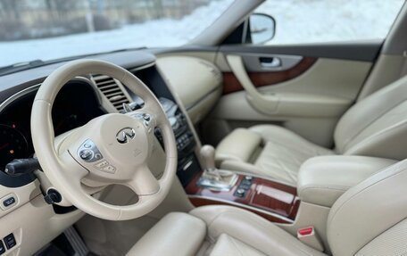 Infiniti FX II, 2011 год, 2 400 000 рублей, 12 фотография