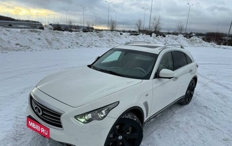 Infiniti FX II, 2011 год, 2 400 000 рублей, 10 фотография