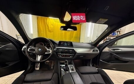 BMW 5 серия, 2018 год, 4 050 000 рублей, 13 фотография