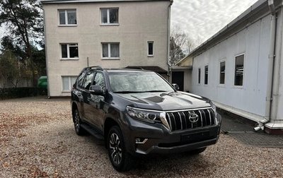 Toyota Land Cruiser Prado 150 рестайлинг 2, 2023 год, 8 400 000 рублей, 1 фотография