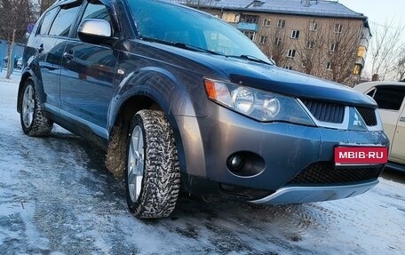 Mitsubishi Outlander III рестайлинг 3, 2008 год, 1 420 000 рублей, 1 фотография