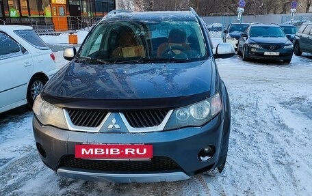 Mitsubishi Outlander III рестайлинг 3, 2008 год, 1 420 000 рублей, 4 фотография