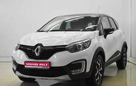 Renault Kaptur I рестайлинг, 2017 год, 1 360 000 рублей, 1 фотография