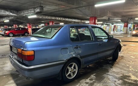 Volkswagen Vento, 1992 год, 125 000 рублей, 4 фотография