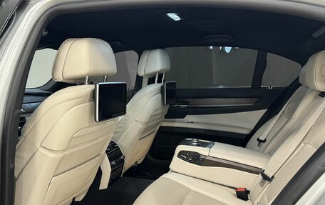 BMW 7 серия, 2012 год, 1 997 000 рублей, 21 фотография