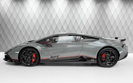 Lamborghini Huracán, 2024 год, 41 500 000 рублей, 7 фотография