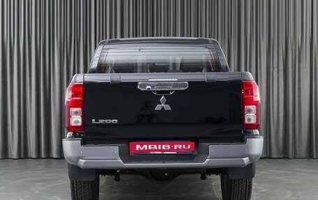 Mitsubishi L200, 2024 год, 4 990 000 рублей, 4 фотография