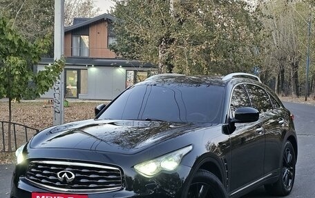 Infiniti FX II, 2010 год, 1 900 000 рублей, 4 фотография