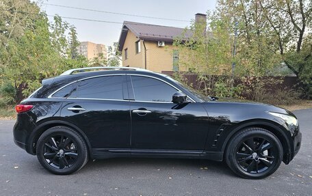 Infiniti FX II, 2010 год, 1 900 000 рублей, 9 фотография