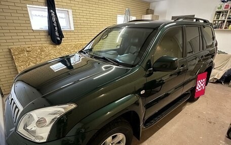 Toyota Land Cruiser Prado 120 рестайлинг, 2006 год, 4 200 000 рублей, 6 фотография