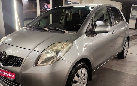 Toyota Yaris III рестайлинг, 2008 год, 595 000 рублей, 6 фотография