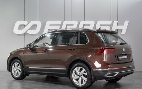 Volkswagen Tiguan II, 2021 год, 3 679 000 рублей, 2 фотография