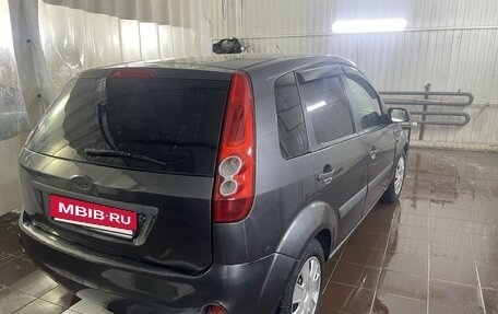 Ford Fiesta, 2007 год, 400 000 рублей, 2 фотография