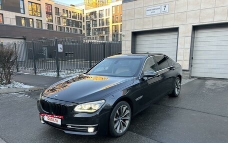 BMW 7 серия, 2014 год, 1 890 000 рублей, 2 фотография