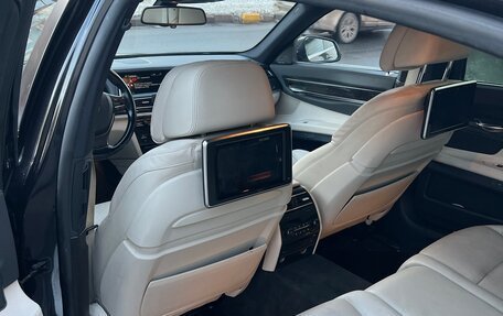 BMW 7 серия, 2014 год, 1 890 000 рублей, 11 фотография