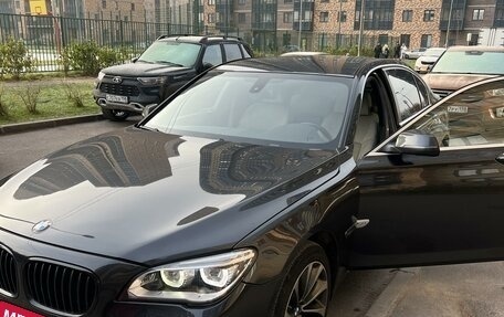 BMW 7 серия, 2014 год, 1 890 000 рублей, 19 фотография