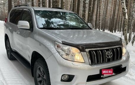 Toyota Land Cruiser Prado 150 рестайлинг 2, 2012 год, 4 200 000 рублей, 2 фотография