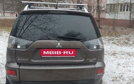 Mitsubishi Outlander III рестайлинг 3, 2010 год, 1 050 000 рублей, 15 фотография