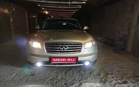 Infiniti FX I, 2007 год, 1 420 000 рублей, 24 фотография