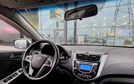 Hyundai Solaris II рестайлинг, 2013 год, 690 000 рублей, 7 фотография