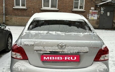 Toyota Belta, 2010 год, 690 000 рублей, 2 фотография