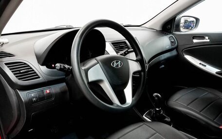 Hyundai Solaris II рестайлинг, 2013 год, 769 000 рублей, 16 фотография