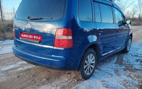 Volkswagen Touran III, 2006 год, 650 000 рублей, 5 фотография