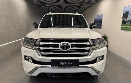 Toyota Land Cruiser 200, 2017 год, 7 899 000 рублей, 2 фотография