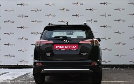 Toyota RAV4, 2019 год, 3 150 000 рублей, 4 фотография