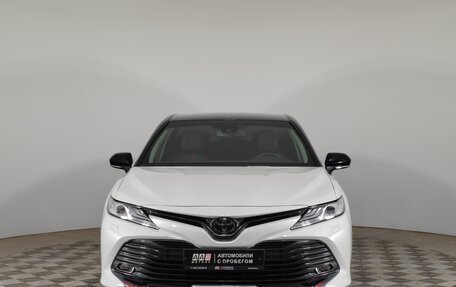 Toyota Camry, 2021 год, 3 499 000 рублей, 2 фотография