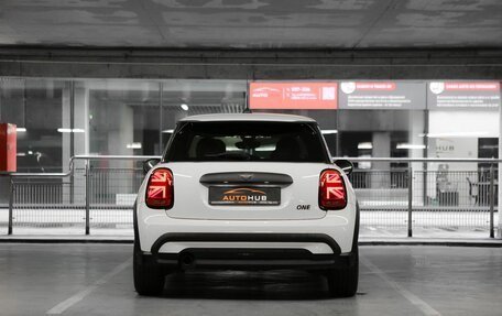 MINI Hatch, 2021 год, 2 350 000 рублей, 6 фотография