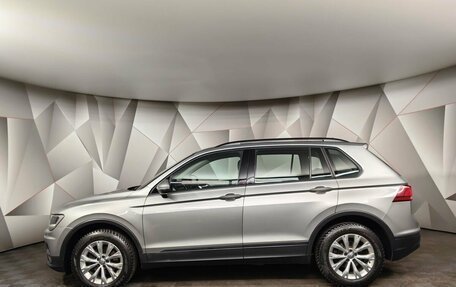 Volkswagen Tiguan II, 2017 год, 1 889 000 рублей, 5 фотография