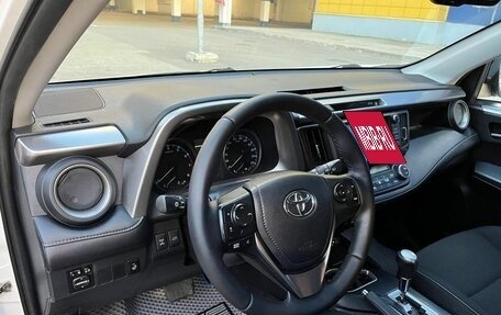 Toyota RAV4, 2018 год, 2 722 000 рублей, 16 фотография