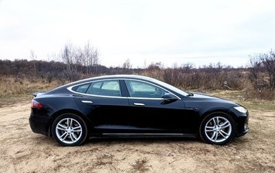 Tesla Model S I, 2014 год, 2 350 000 рублей, 1 фотография