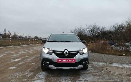 Renault Logan II, 2021 год, 1 410 000 рублей, 1 фотография