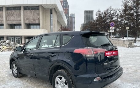 Toyota RAV4, 2018 год, 2 100 000 рублей, 5 фотография