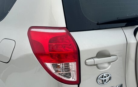 Toyota RAV4, 2007 год, 1 200 000 рублей, 15 фотография