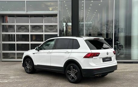 Volkswagen Tiguan II, 2018 год, 2 066 400 рублей, 7 фотография